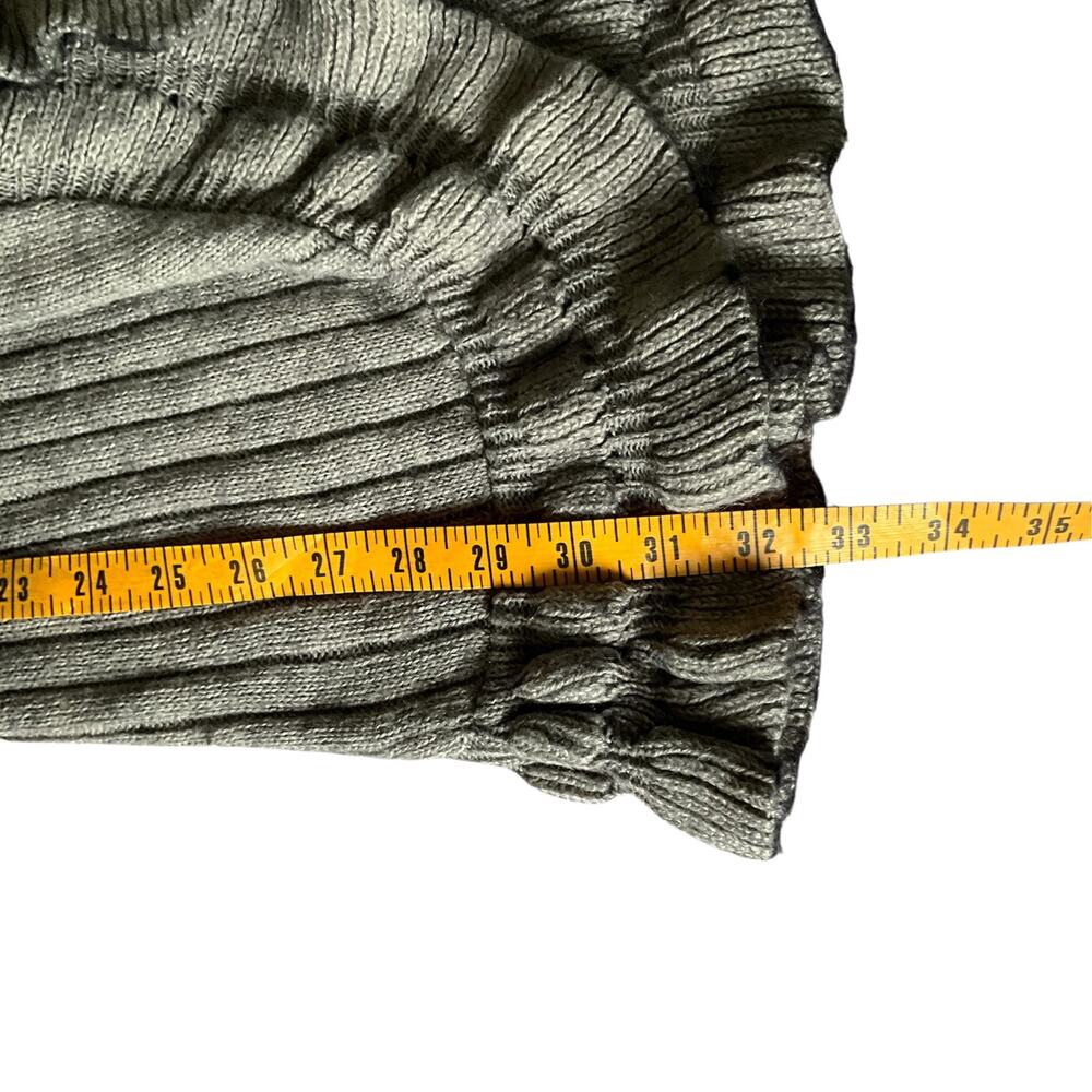 Gray Ribbed Ruffle Cardigan Sweater: Y2K, Modern - Picture 9 of 9